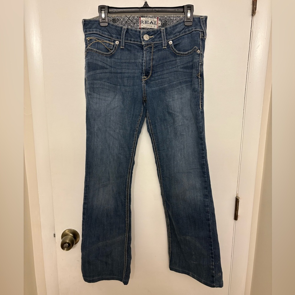 ARIAT | REAL Mid Rise Boot Cut Jeans Blue Paisley Waistband | Women’s Size 31L